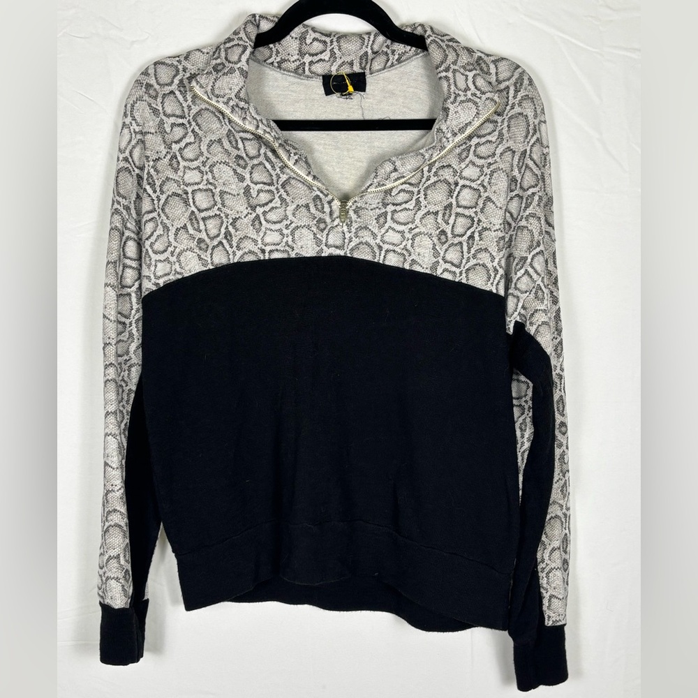 Monrow Sweatshirt Colorblock Snakeskin Print Sporty Black white S - Picture 4 of 11